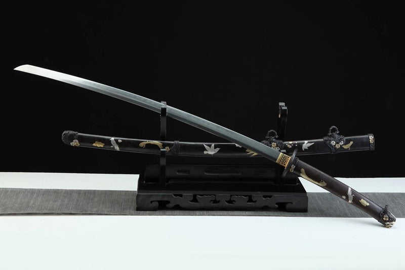 Tachi Sword Magpie Damascus Folded Clay Tempered Copper Saya 喜鵲 For Sale | KatanaSwordArt Japanese Katana